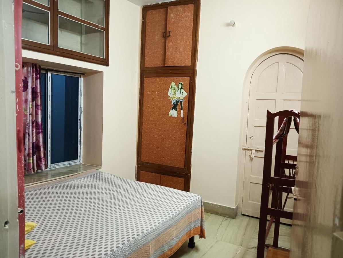 Ferienwohnung Peaceful Living Kalkutta Exterior foto